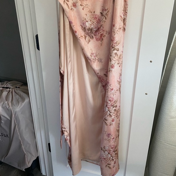 NWT V. Chapman June Printed Corset Front-Slit Satin Gown - Picture 7 of 10